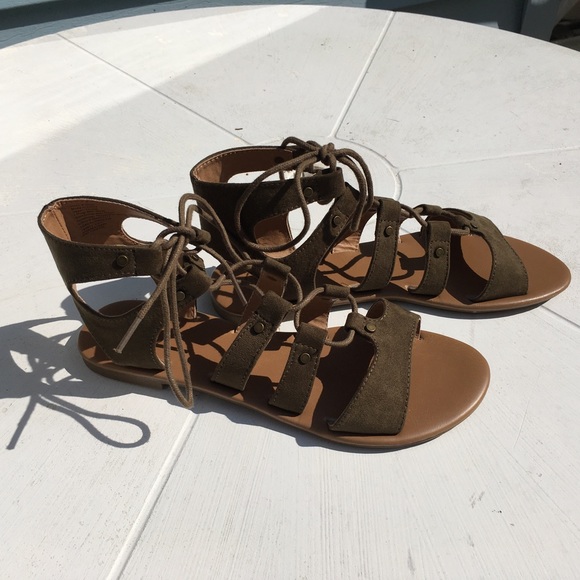OliveBrown suede SO Gladiator like sandals. Absolutely new, unworn. - Picture 5 of 6